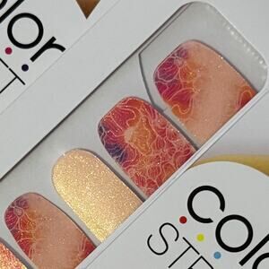 New Color Street “Poppy That” Poopy Floral Shimmer Design Nail Strips
